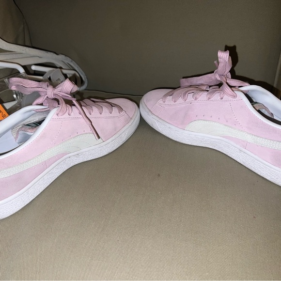 Puma Women's Pink Suede Sneakers - Picture 16 of 16